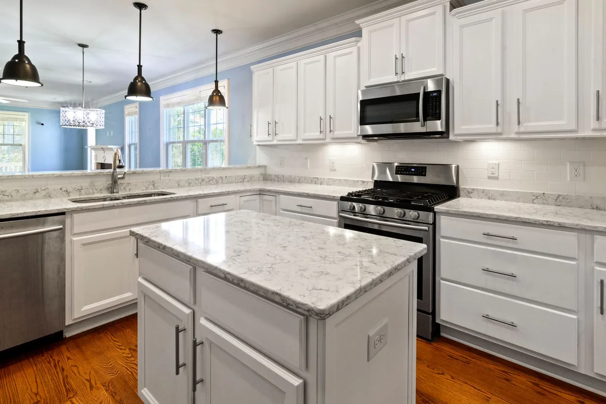 Filth & Squalor Cleanup in Shorewood, MN